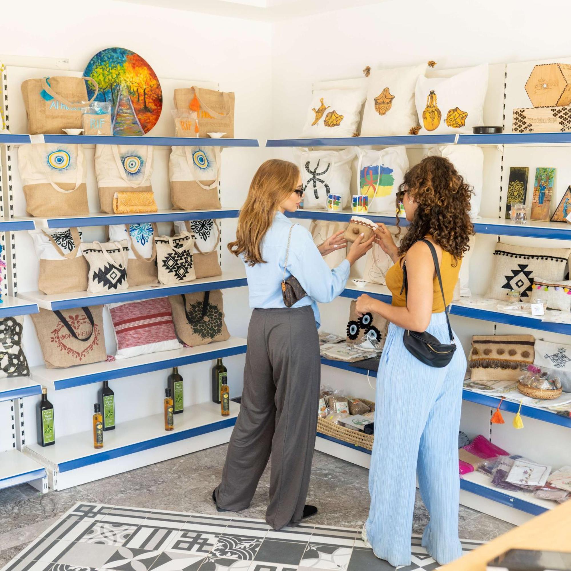 Radisson Blu Resort Al Hoceïma Zewnętrze zdjęcie Souvenir shop in Santorini, Greece